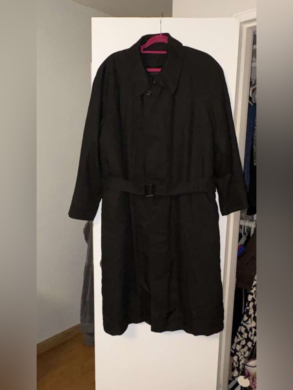 Classic Black Men’s Trench Coat - Timeless Outerwear Pierre Cardin